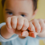 SEPTIEMBRE 2019 – Peleas en la infancia