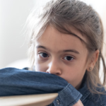 Septiembre 2023:NIÑOS TÍMIDOS: MÁS QUE UN MODO DE SER