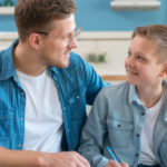 Octubre 2025: HABLAR MARCA LA DIFERENCIA: CLAVES PARA PADRES Y EDUCADORES EN LA ADOLESCENCIA