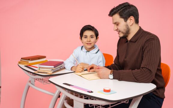 JULIO 2026: ALIADOS EN LA EDUCACIÓN (La importancia de ir de la mano familia y colegio)